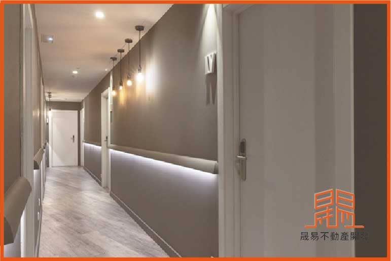 小公設：是只有特定樓層、特定戶別會使用到的共享空間，例如每層的梯廳空間、電梯間、共用的樓梯、走廊、通道